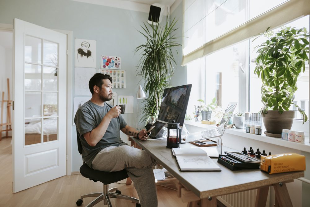 Best New Home Office Tech for Remote and Hybrid Workers