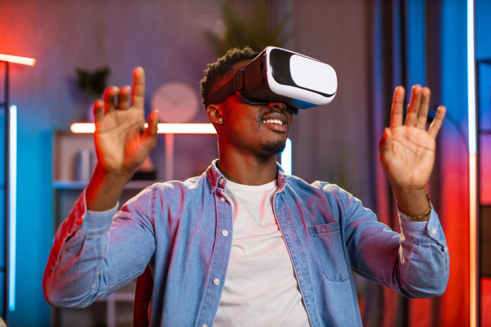 HTC to Unveil All-in-One Virtual Headset Next Month 