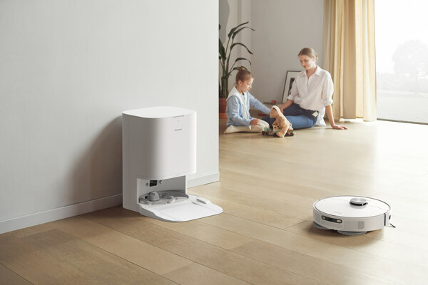 Image Courtesy of Dreame Technology: The L10 Prime Robot Vacuum with Upgraded Mop Cleaner